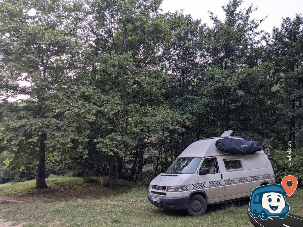 Sakarya Nehri Kıyısı Kamp Alanı - Mudurnu, Bolu, foto 1