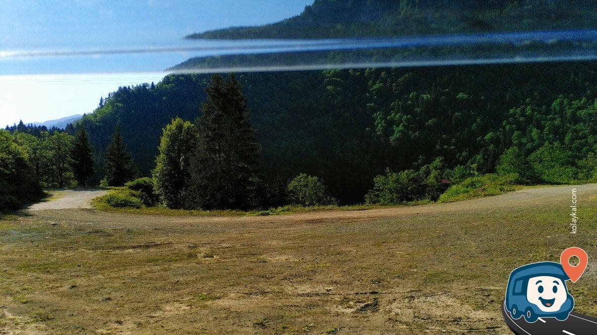 Artvin Köy İçi Kamp ve Piknik Alanı - Borçka, foto 2