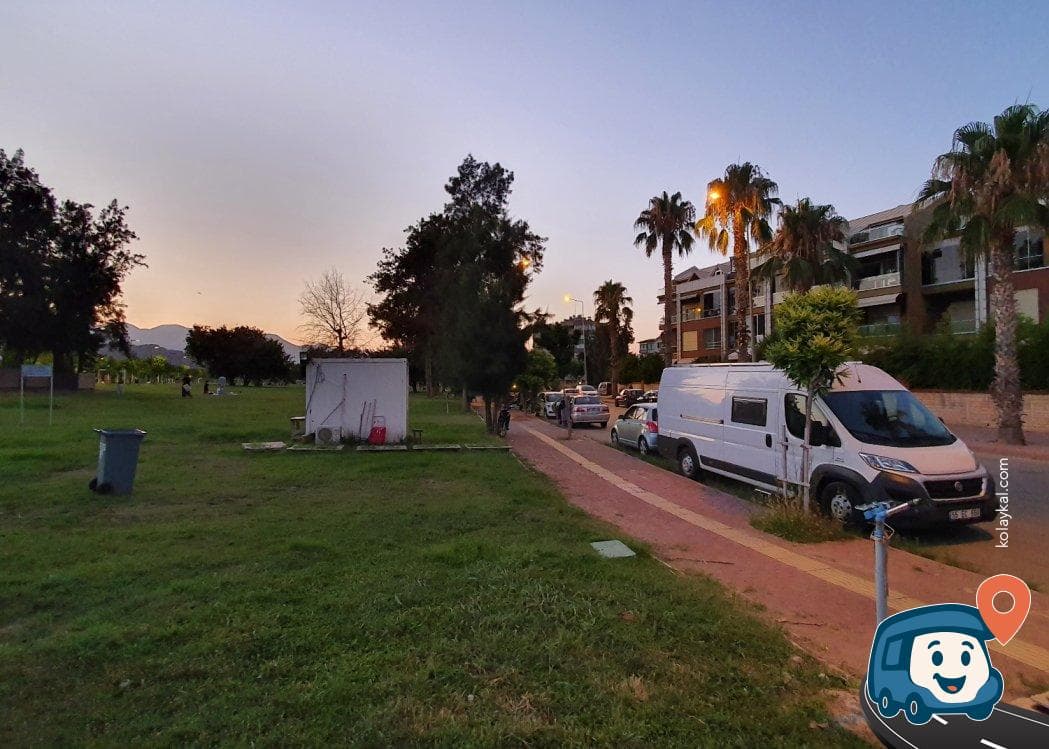 Konyaaltı Ücretsiz Otopark ve Konaklama Alanı - Antalya, foto 4