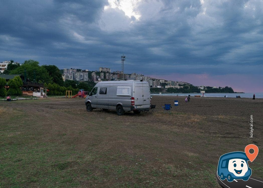 Trabzon Sahili Otopark ve Kamp Alanı - Yomra, foto 1