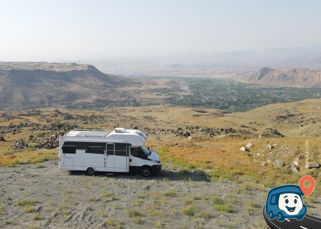 Türkiye Ermenistan Sınırında Vadi Manzaralı Mola Noktası - Digor, Kars, foto 2