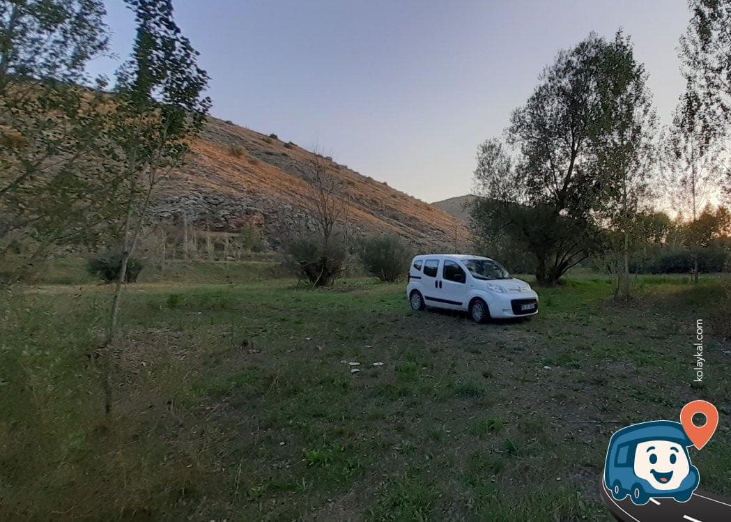 Nehir Kenarı Kamp ve Piknik Alanı - Bayburt Merkez, Bayburt, foto 2