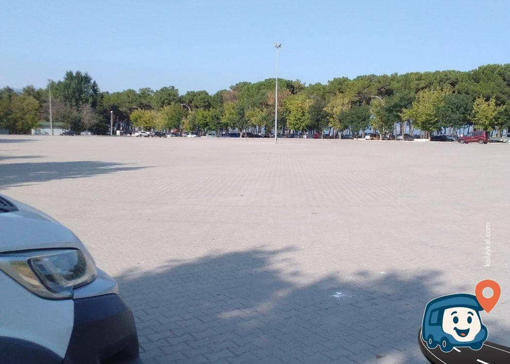 İznik Gölü Kenarı Otopark ve Kamp Alanı - Orhangazi̇, Bursa, foto 1
