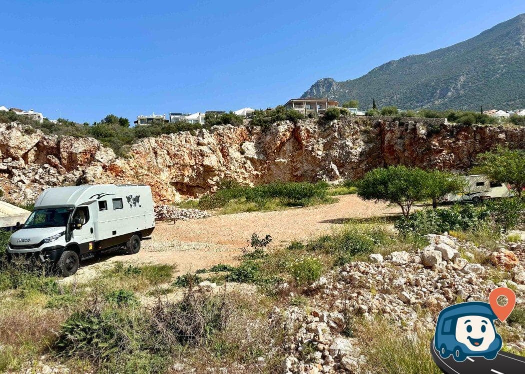 Kalkan Kayalıklar Arası Deniz Manzaralı Otopark ve Kamp Alanı - Kaş, Antalya, foto 4