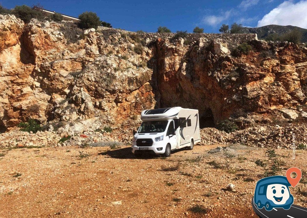 Kalkan Kayalıklar Arası Deniz Manzaralı Otopark ve Kamp Alanı - Kaş, Antalya, foto 2
