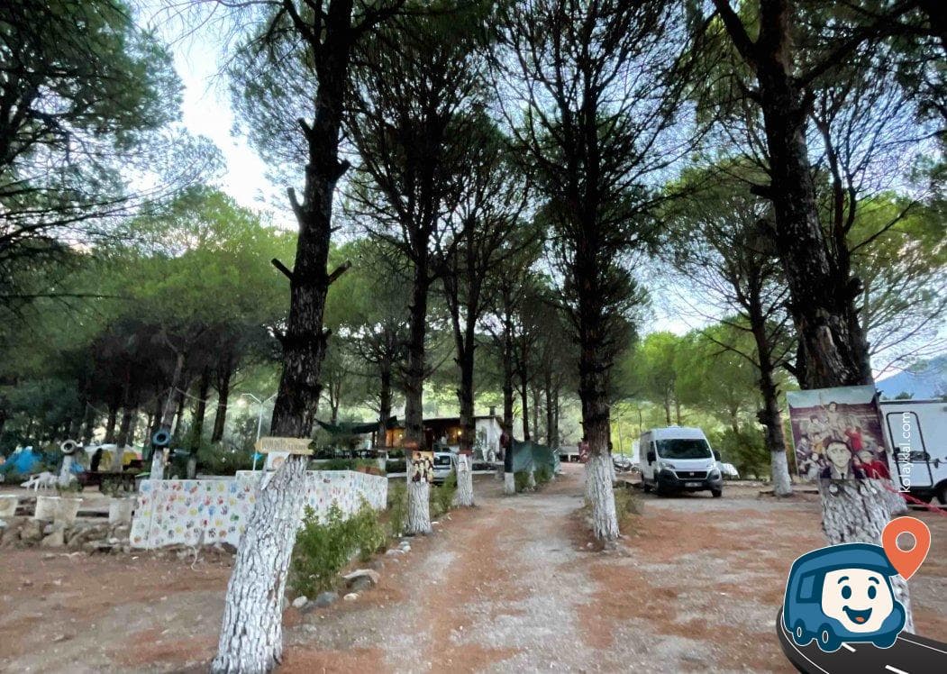 Pine Garden Camping ve Restaurant - Edremit, Balıkesir, foto 1