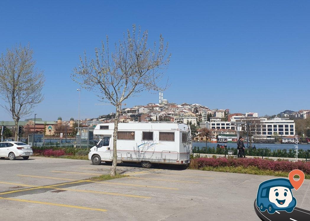 İstanbul Tramvay Durağı Yanı Güvenli Otopark - Eyüpsultan, foto 3