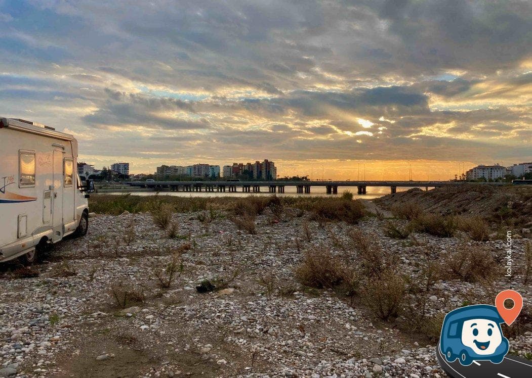 Konyaaltı Atatürk Stadyumu Yanı Otopark - Antalya, foto 3