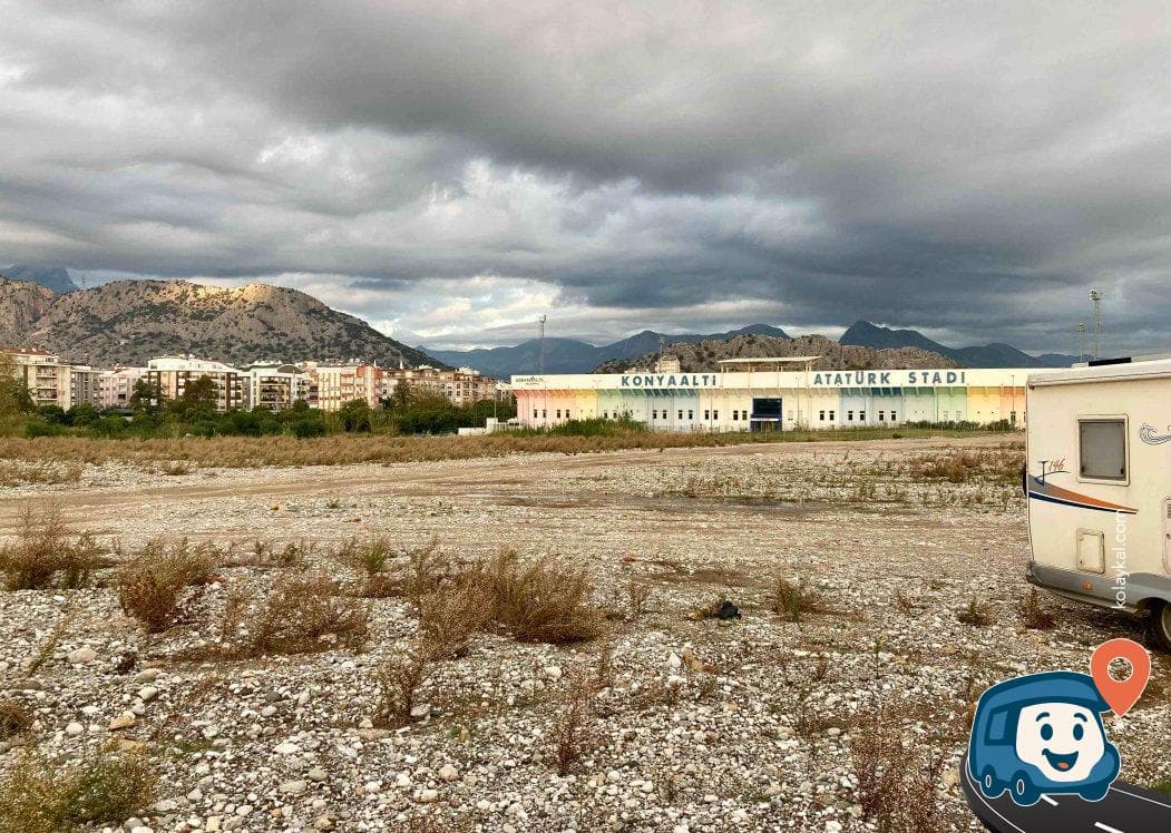 Konyaaltı Atatürk Stadyumu Yanı Otopark - Antalya, foto 2
