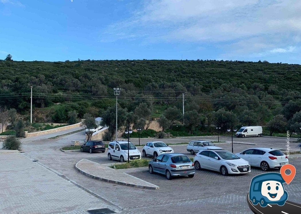 İsa Bey Camii Yanındaki Otopark - Selçuk, İzmir, foto 1