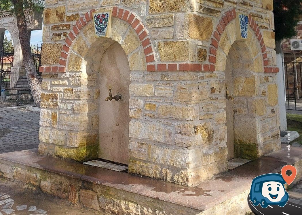 Yeni Bağarası Cami Çeşmesi - Foça, İzmir, foto 1
