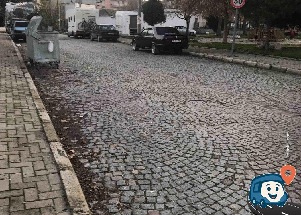 Bergama Antik Kenti Yakını Sakin Park Yanı Otopark - İzmir, foto 1