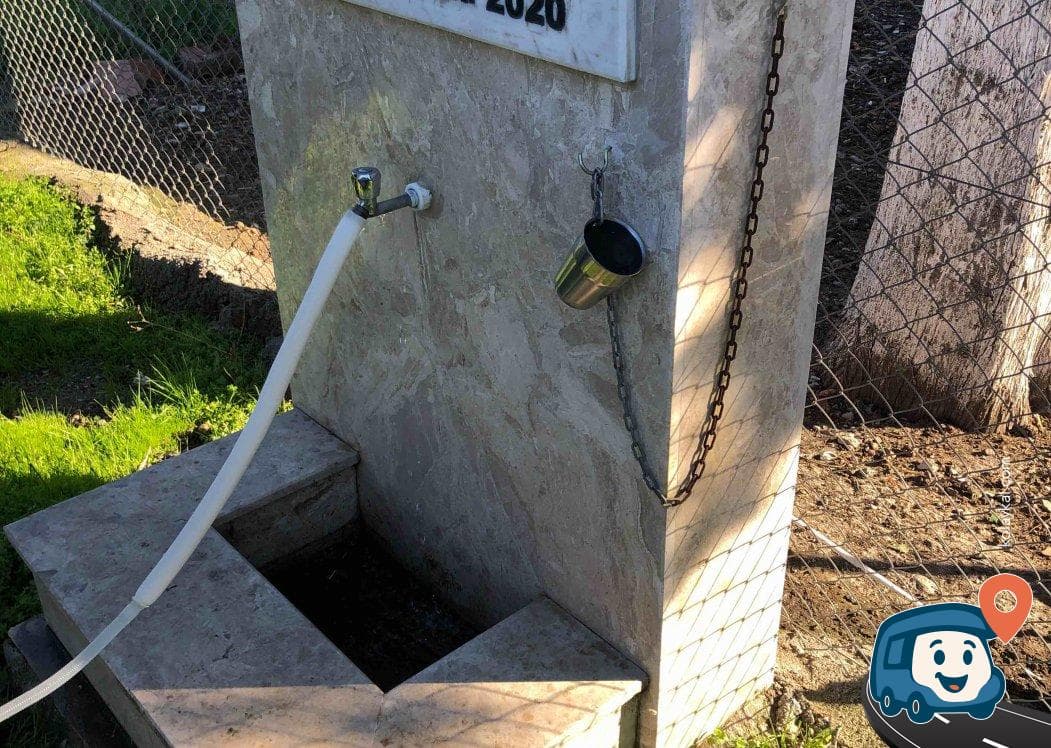Foça Yolu Üzeri Ücretsiz Su Çeşmesi - İzmir, foto 2