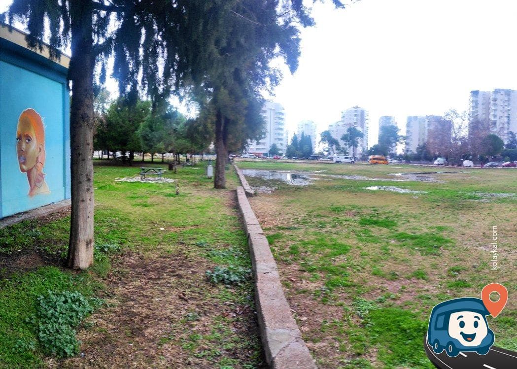 Antalya Lara Karavan ve Kamp Aracı Park Alanı - Muratpaşa, foto 1