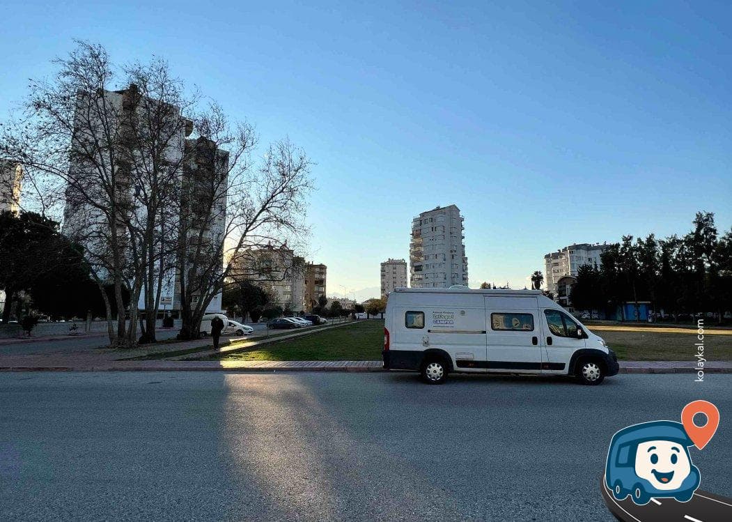 Antalya Lara Karavan ve Kamp Aracı Park Alanı - Muratpaşa, foto 3