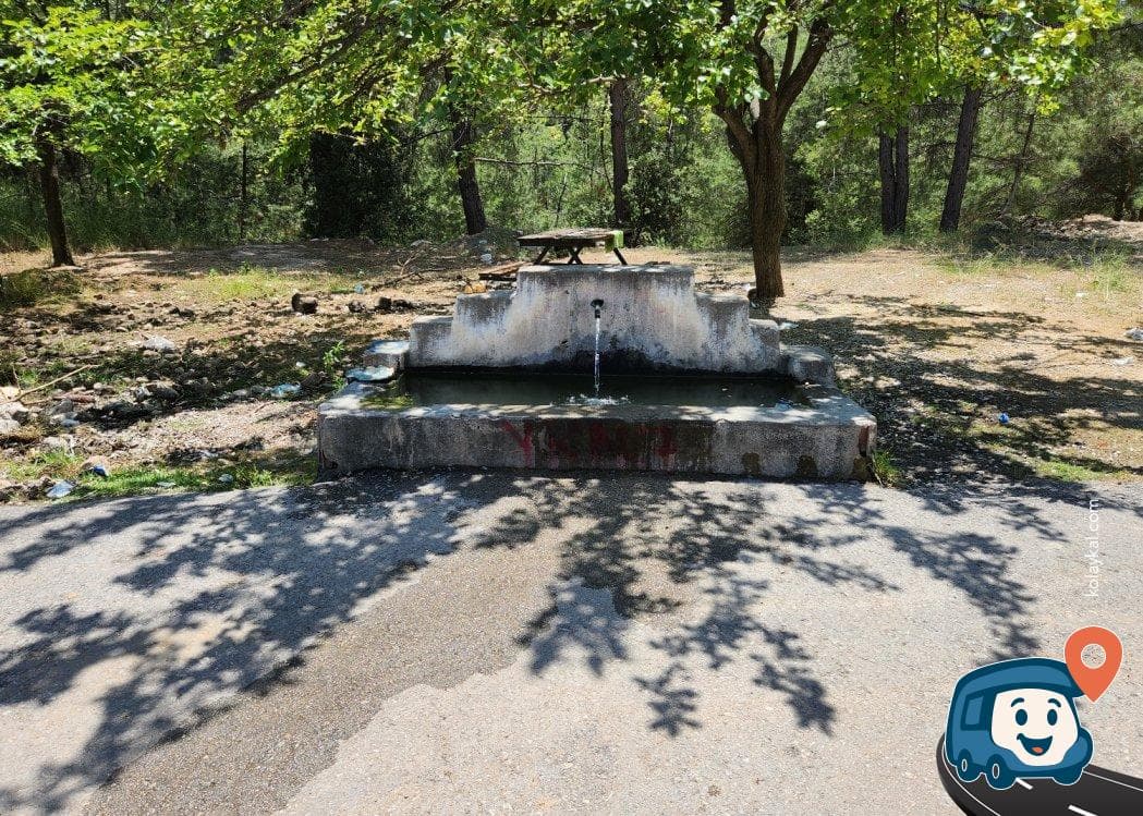 Ücretsiz Konaklama Alanı ve Su Kaynağı - Kemer, Antalya, foto 3