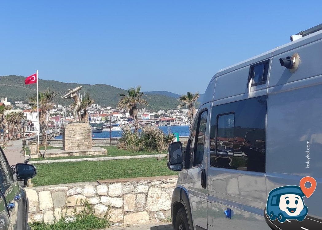 Urla Limanı Ücretsiz Otopark ve Karavan Alanı - İzmir, foto 3