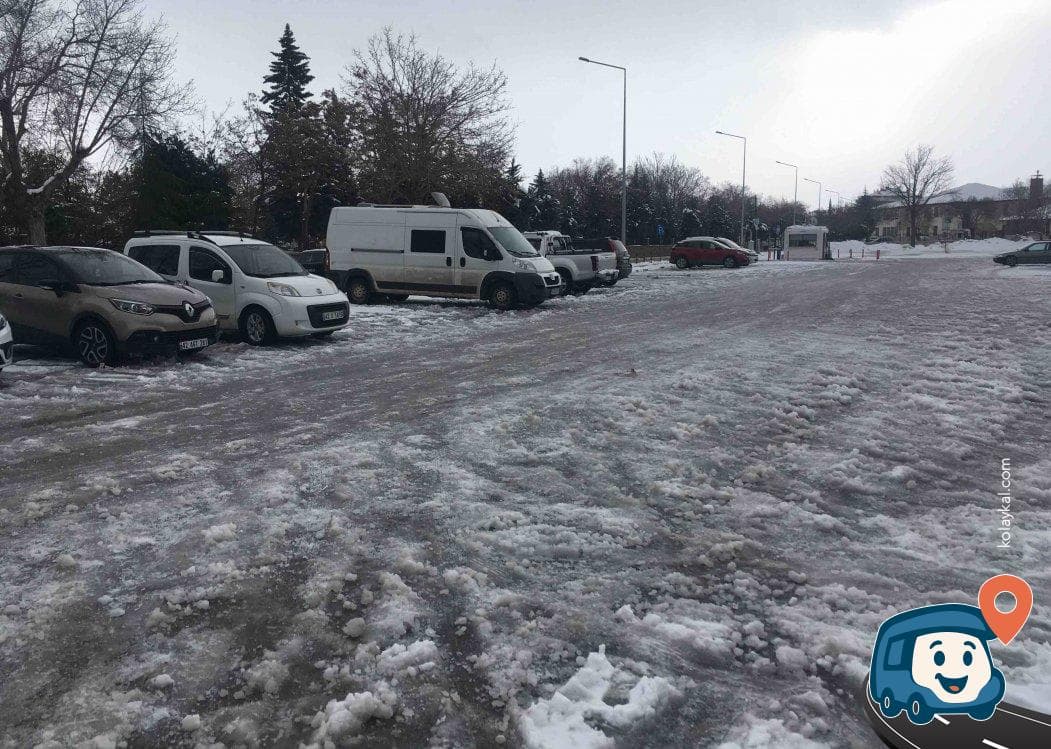 Konya Mevlana Müzesi Yakını Otopark - Karatay, foto 1