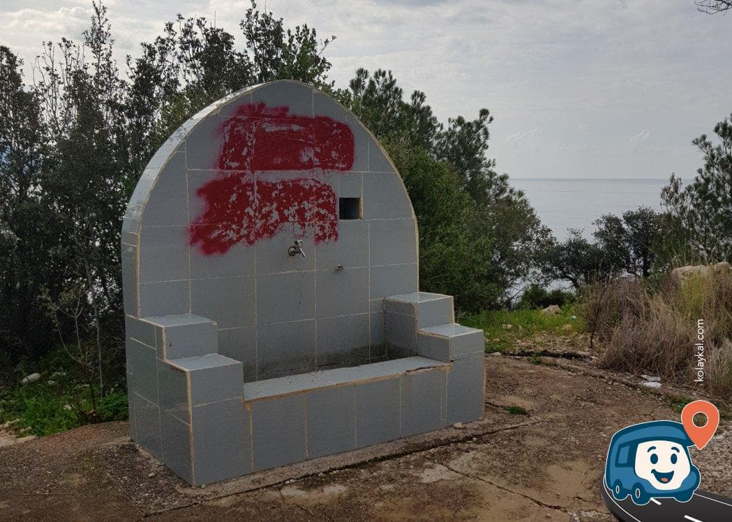 Antalya Yolu Üzerinde Su Çeşmesi - Kumluca, foto 1