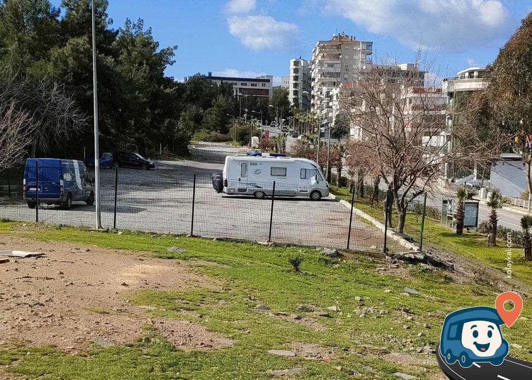 Balçova Otoparkı - İzmir, foto 1