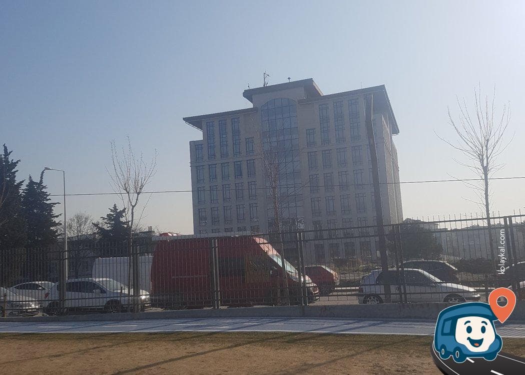 Olivium Avm Yanı Ücretsiz Park ve Konaklama Alanı - Zeytinburnu, İstanbul, foto 1