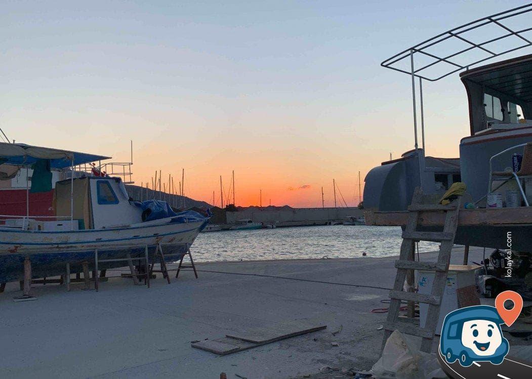 Bodrum Marina Yanı Otopark ve Feribot İskelesi - Datça, Muğla, foto 1
