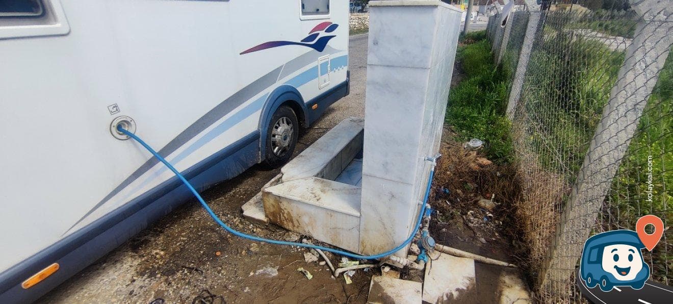 Muğla Köy Çeşmesi Ücretsiz Su Kaynağı - Ula, foto 1