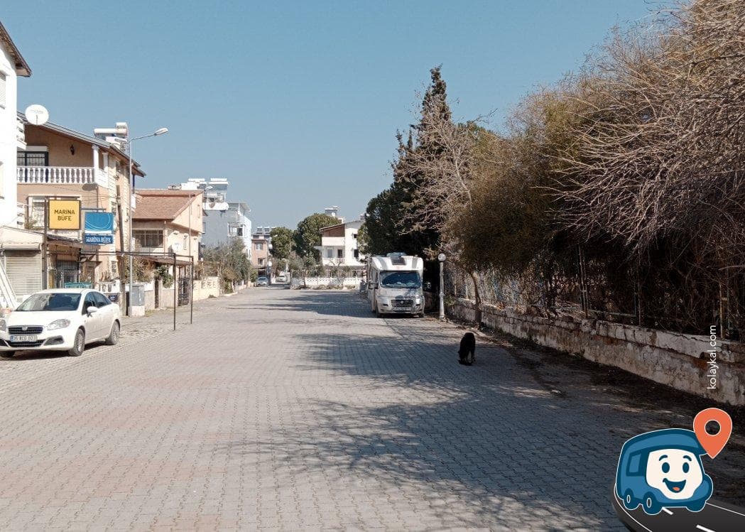 Seferihisar Sahil Yakını Gölge Otopark ve Kamp Alanı - İzmir, foto 1