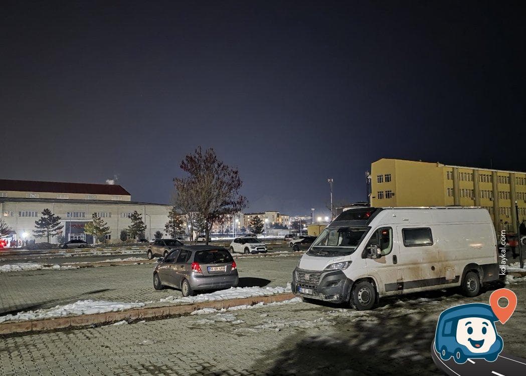 Cumhuriyet Üniversitesi Hastanesi Geceleme Alanı - Sivas Merkez, Sivas, foto 5