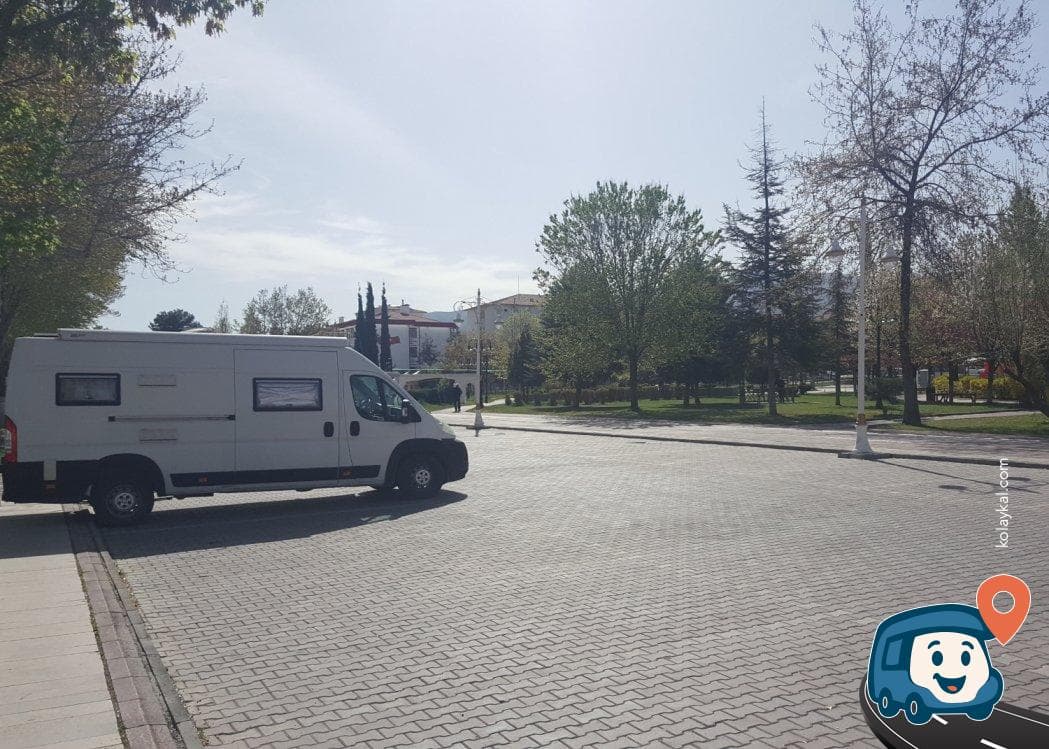 Malatya Ücretsiz Park Alanı ve Dinlenme Noktası - Yeşilyurt, foto 1