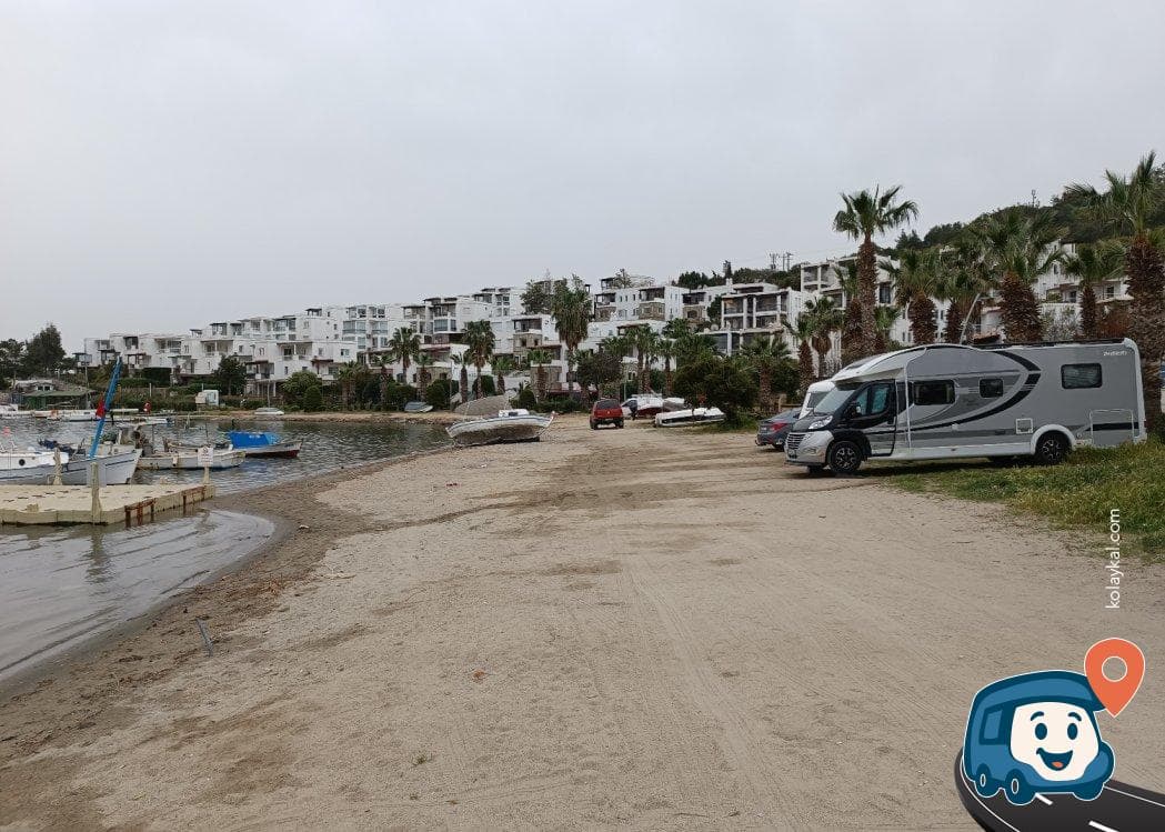 Gümbet Sahili Kamp ve Otopark Alanı - Bodrum, Muğla, foto 1