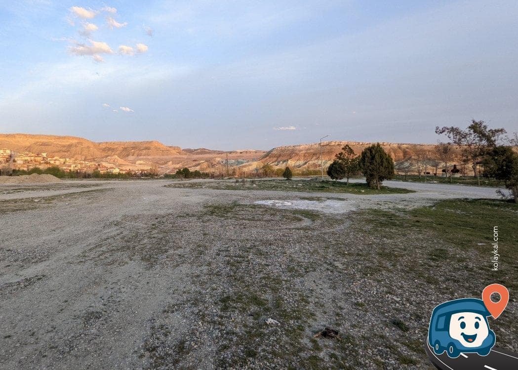Gökçeören Göleti Piknik Alanı ve Kamp Yeri - Nallıhan, Ankara, foto 3