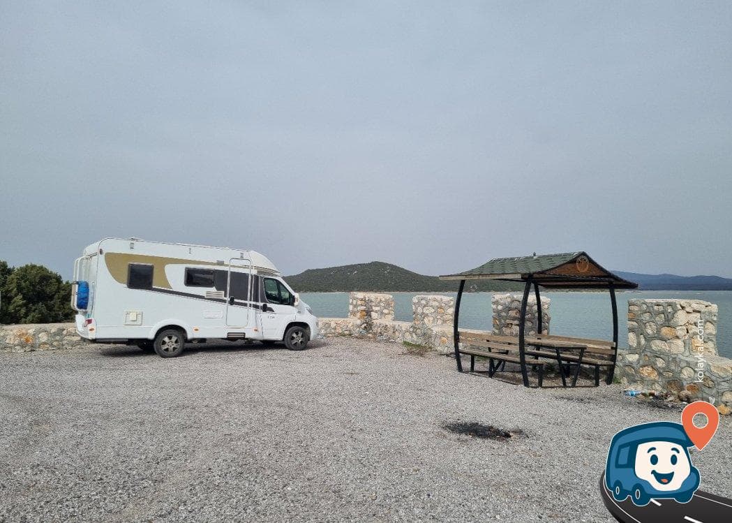 Eğirdir Gölü Kenarı Piknik ve Kamp Alanı - Beyşehir, Konya, foto 1