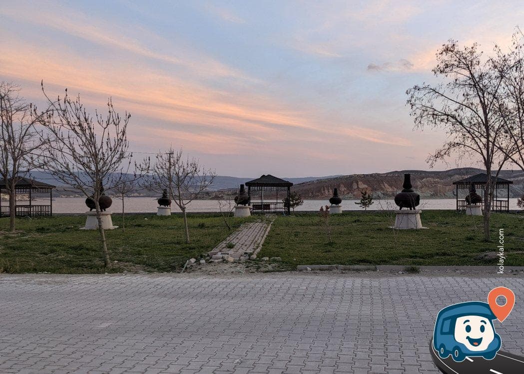 Gökçeören Göleti Piknik Alanı ve Kamp Yeri - Nallıhan, Ankara, foto 2