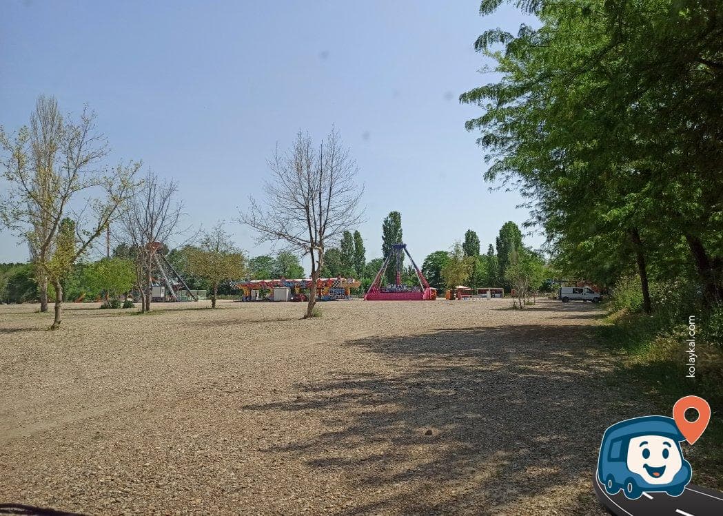 Edirne Merkez Ücretli Otopark, foto 1