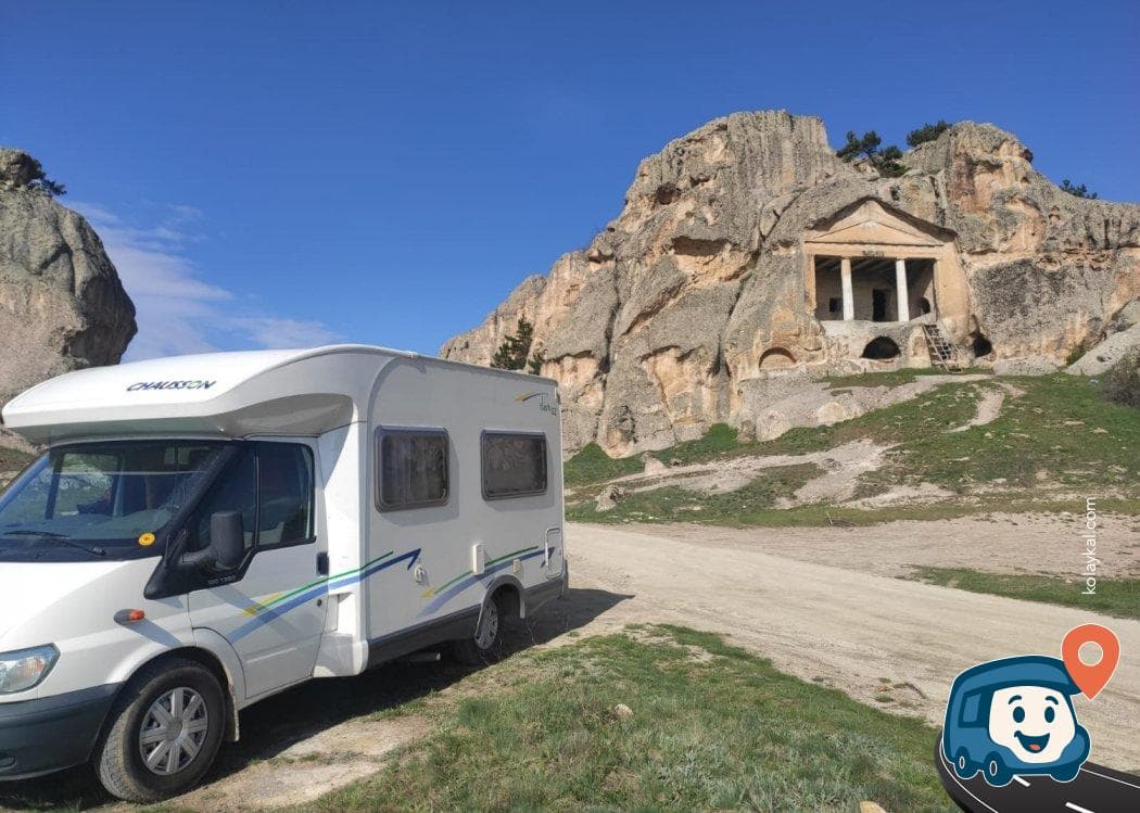 Frig Vadisi Antik Mezarlık Kamp Alanı - Seyitgazi, Eskişehir, foto 1