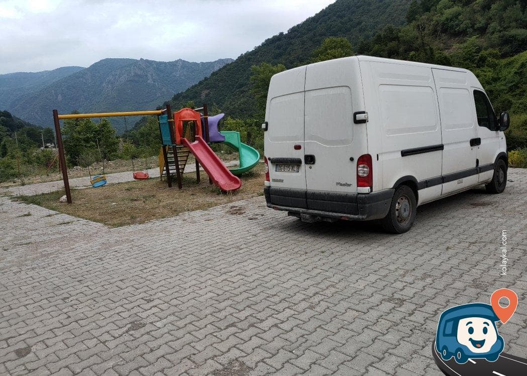 Sakarya Nehri Kenarı Çocuk Parkı Yanı Kamp Alanı - Geyve, foto 3