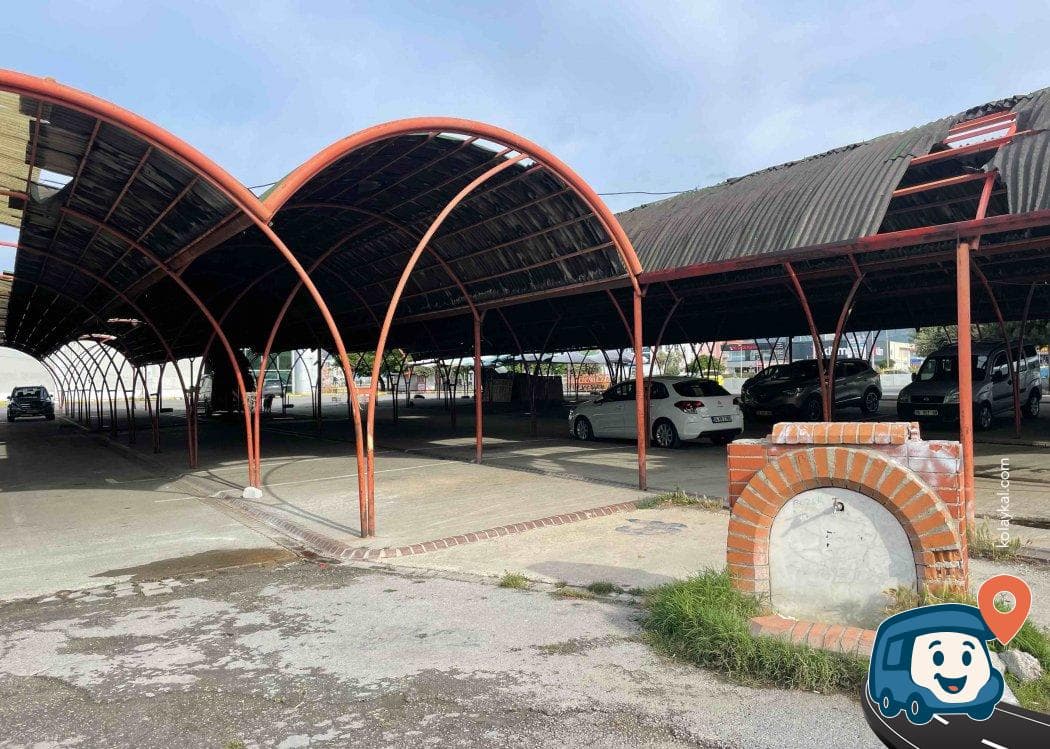 Ayvalık Merkez Halk Pazarı Otoparkı - Edremit, Balıkesir, foto 2