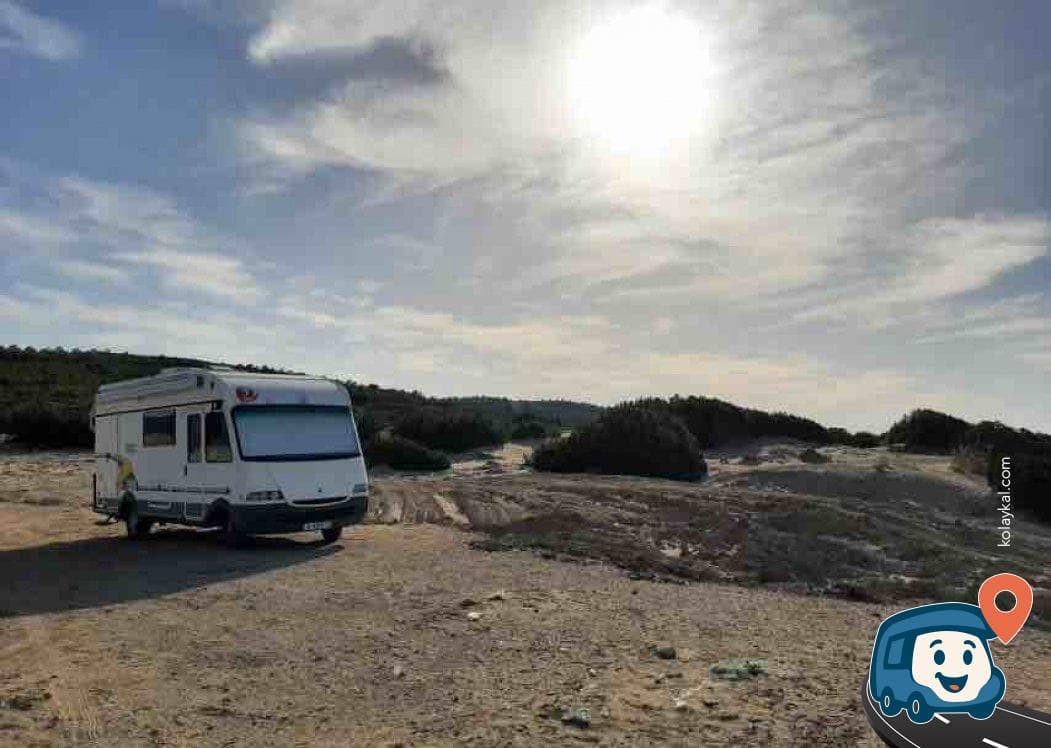 Karaburun Sahili Kumlu Otopark Kamp Alanı - Çeşme, İzmir, foto 1