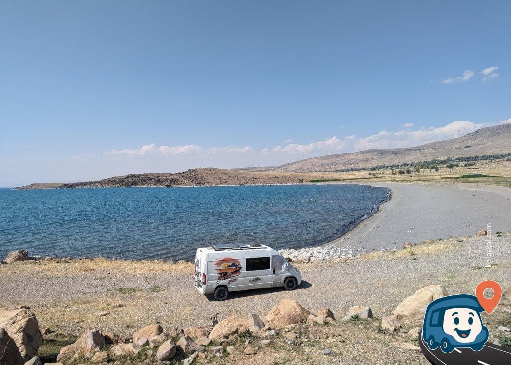 Van Gölü Manzaralı Kamp Alanı - Muradiye, foto 3