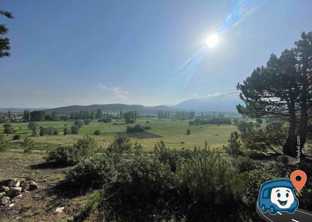 Frig Vadisi Yakını Tepe Kamp Alanı - Seyitgazi, Eskişehir, foto 2