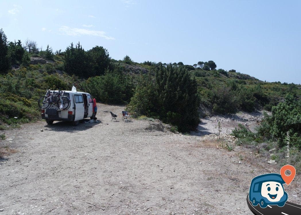 Azmak Koyu Sakin Kamp Alanı - Çeşme, İzmir, foto 1