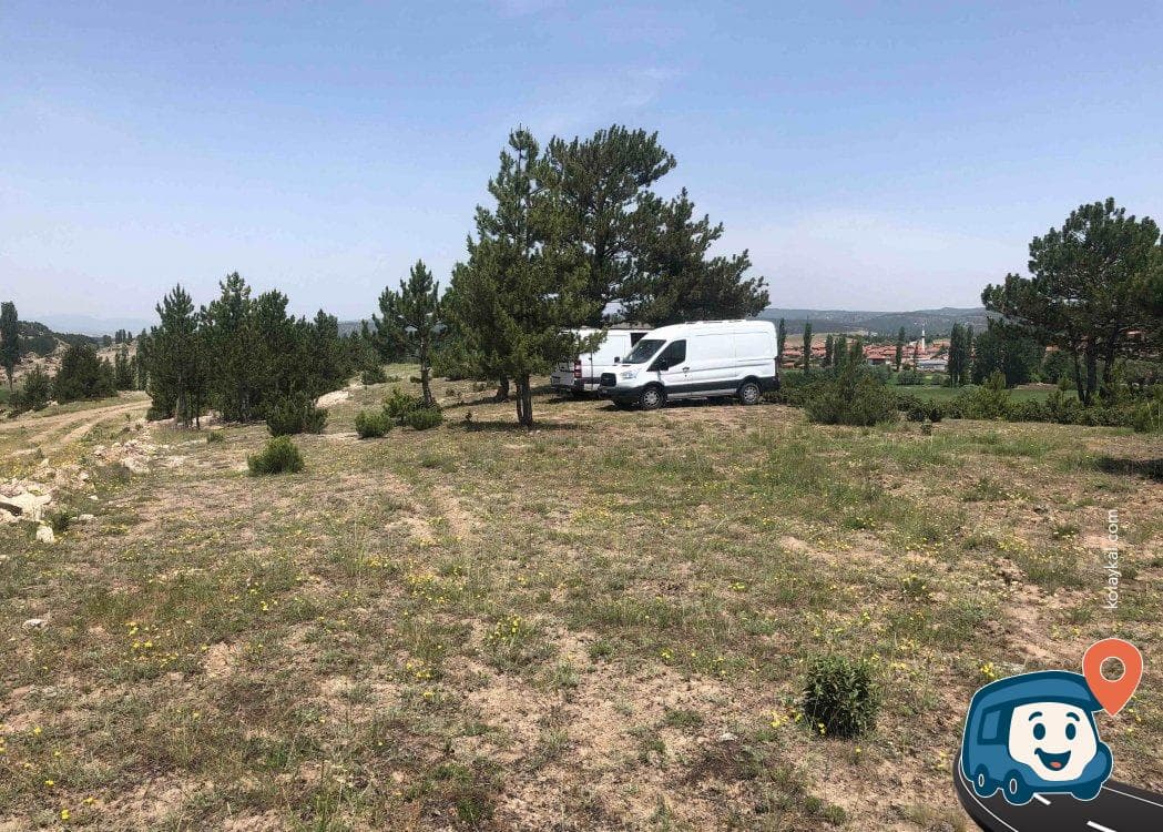 Frig Vadisi Yakını Tepe Kamp Alanı - Seyitgazi, Eskişehir, foto 3