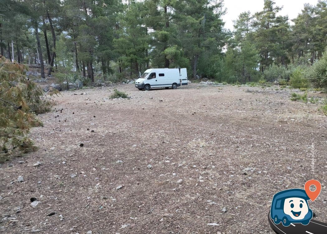 Hisarçandır Yolu Üzeri Ormanlık Kamp Alanı - Konyaaltı, Antalya, foto 1