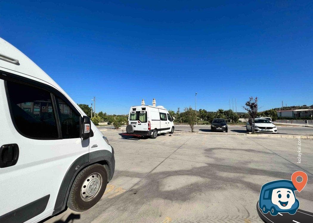 Urla Devlet Hastanesi Otoparkı - İzmir, foto 3