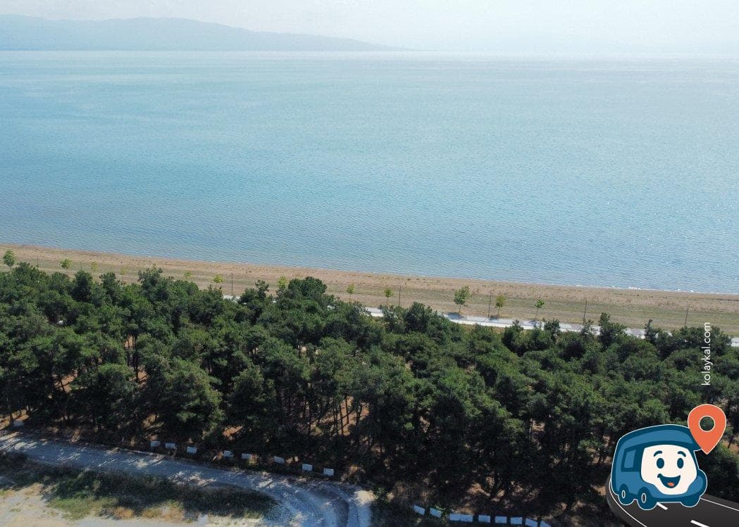 İznik Gölü Kenarı Kamp Alanı - Orhangazi̇, Bursa, foto 1