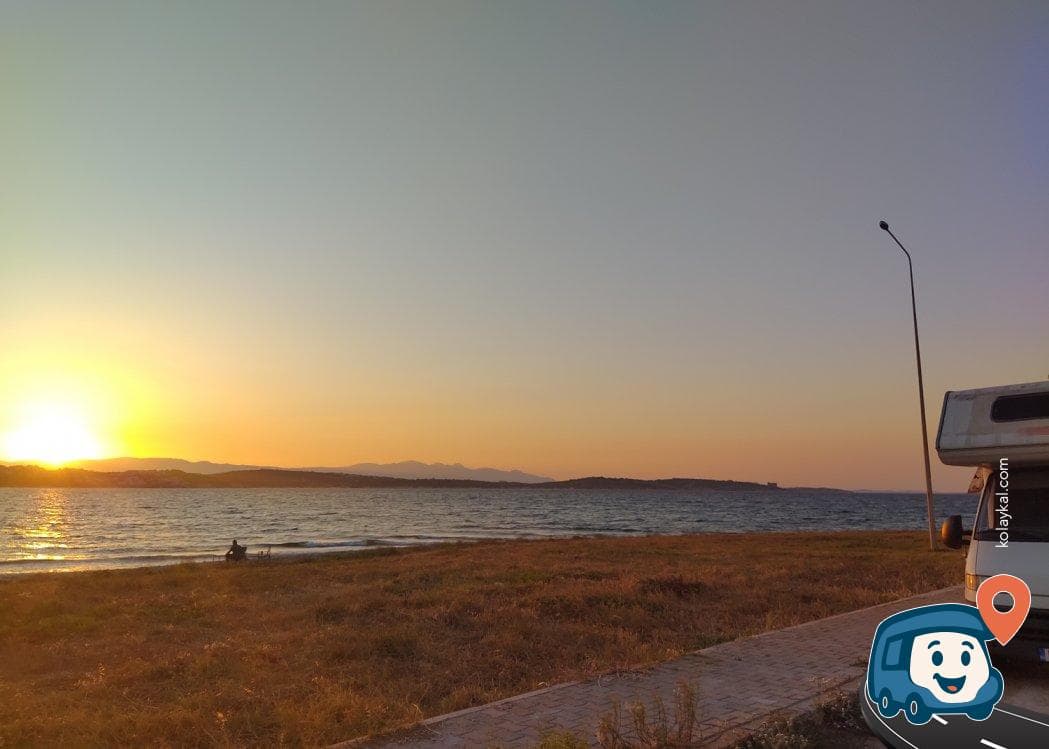 Çeşme Dalyan Mevkii Sahil Kamp Alanı - İzmir, foto 1