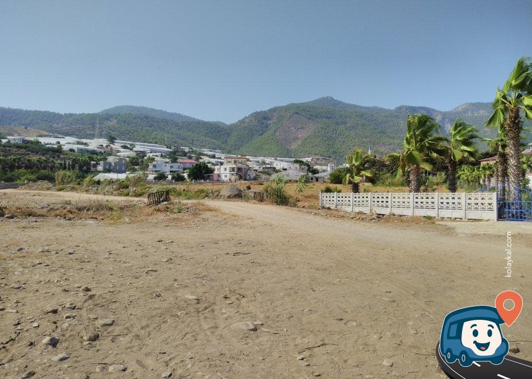 Kayalık Sahilde Deniz Kenarı Otopark ve Kamp Alanı - Bozyazı, Mersin, foto 2