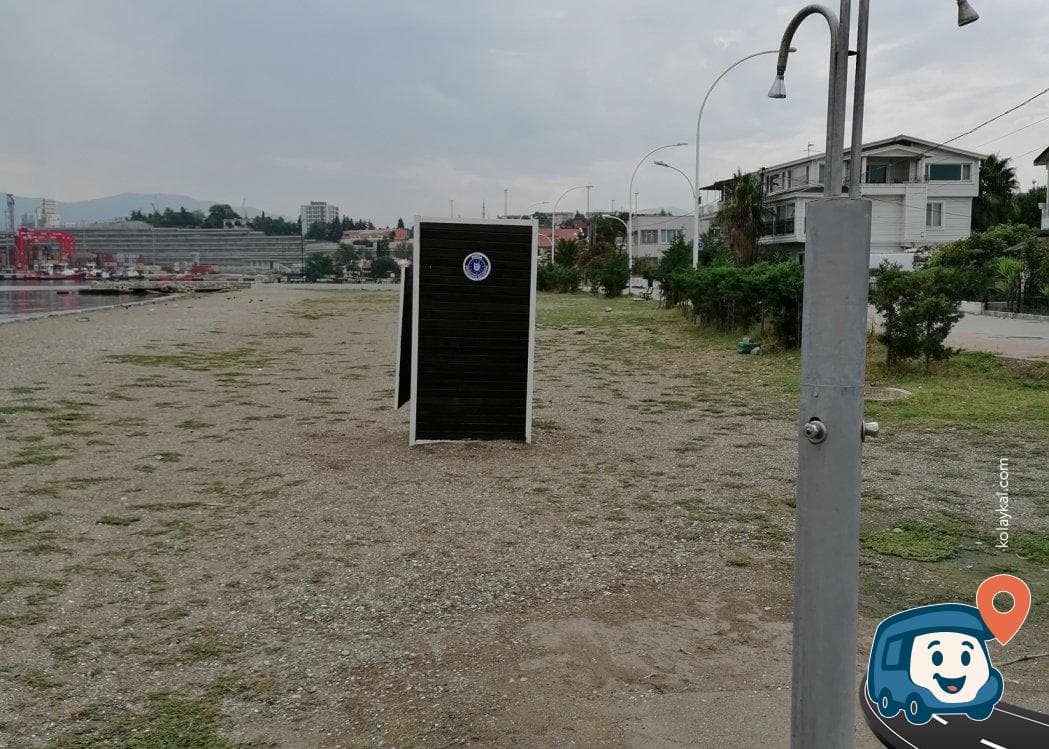 Eşrefli Sahili Otopark ve Kamp Alanı - Gemli̇k, Bursa, foto 2