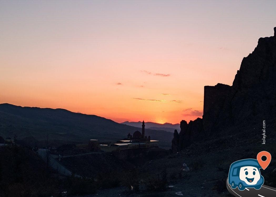 İshak Paşa Üstü Kamp Alanı - Doğubayazıt, Ağrı, foto 7
